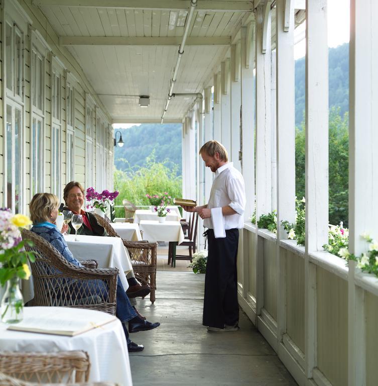 Visnes Hotel Stryn Bagian luar foto