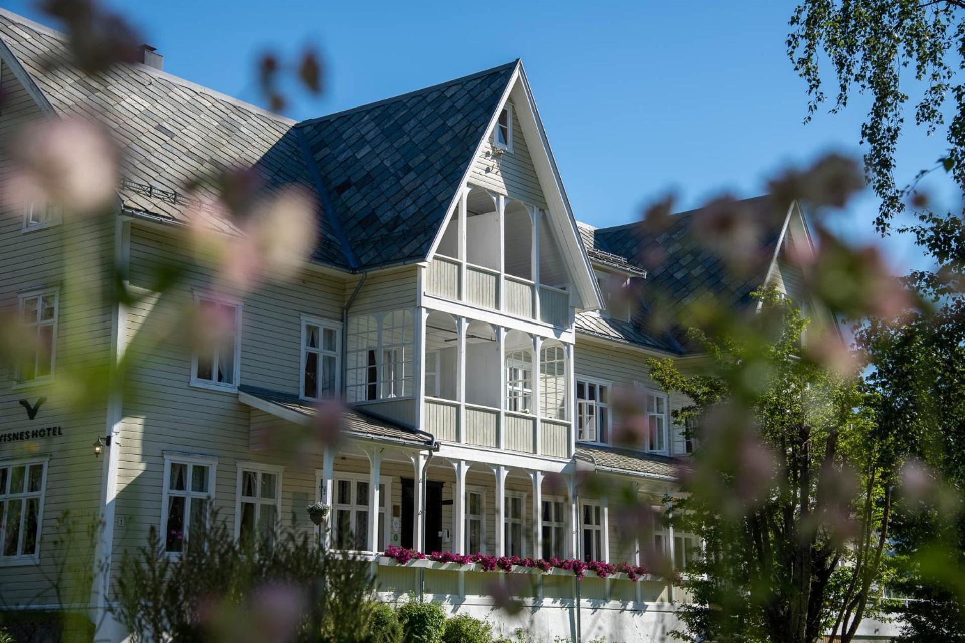 Visnes Hotel Stryn Bagian luar foto