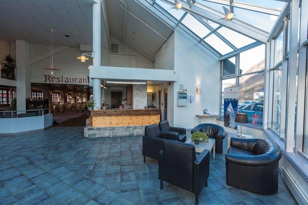 Visnes Hotel Stryn Bagian luar foto
