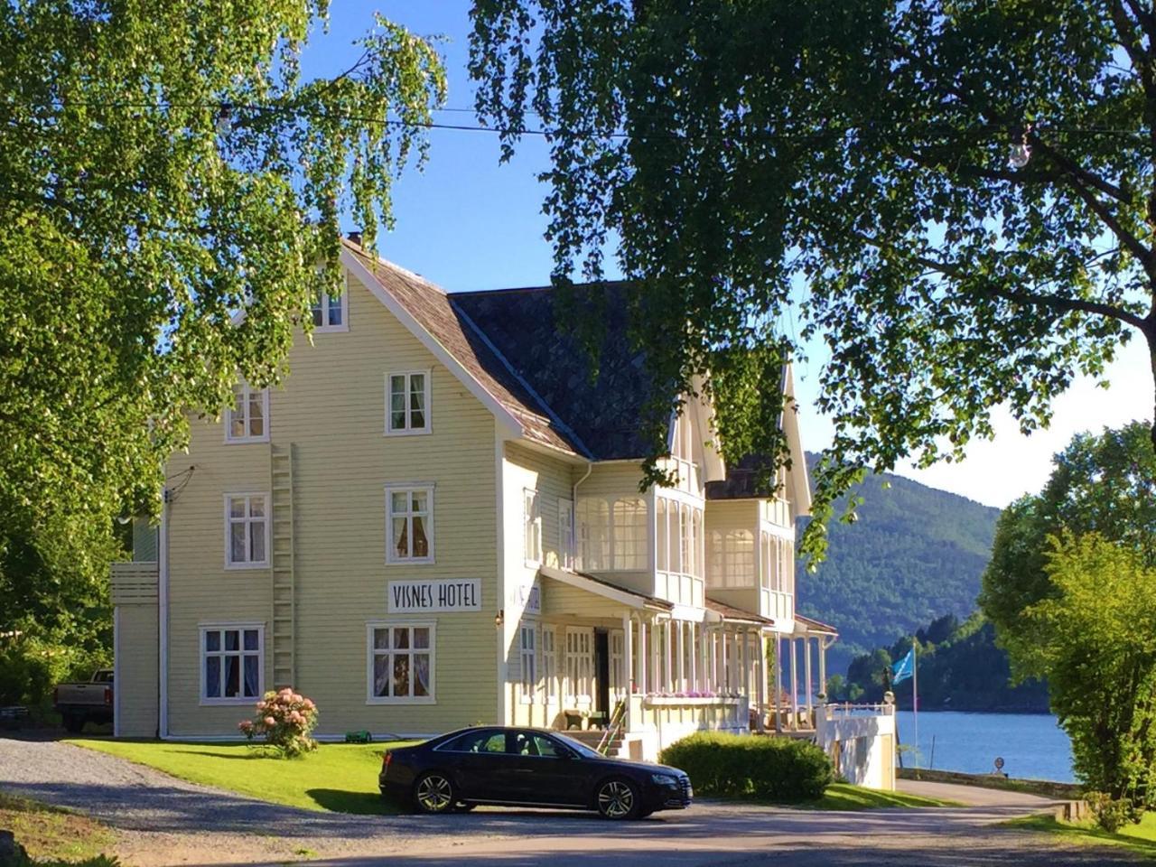 Visnes Hotel Stryn Bagian luar foto